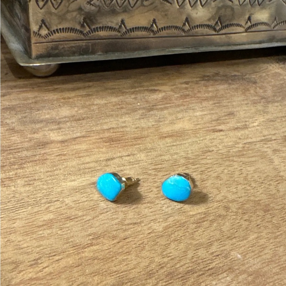 Sleeping beauty turquoise 18k gold earrings